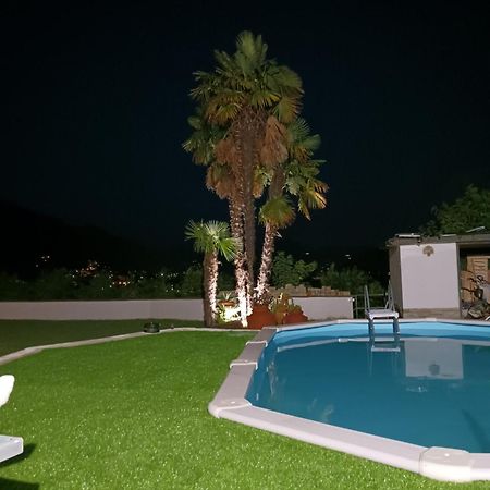 B&B La Fenice Sul Lago Villongo Bagian luar foto